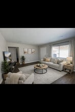 Hidden Valley Apartments in Davisburg, MI - Building Photo - Building Photo