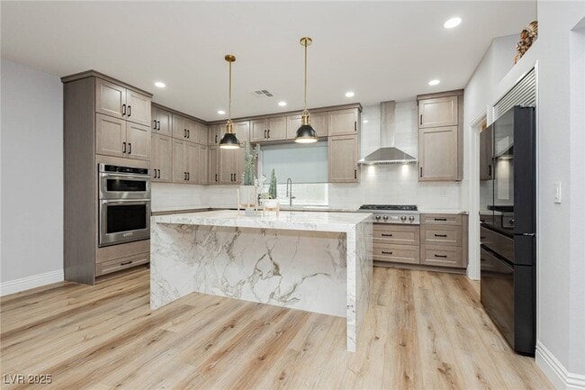 property at 8095 Carpenter Creek Ave