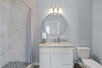 802 Old Bainbridge Rd in Tallahassee, FL - Building Photo - Building Photo