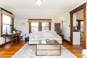 322 Humphrey St in Swampscott, MA - Building Photo - Building Photo