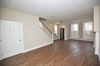 213 Wilson St in Baltimore, MD - Building Photo - Building Photo