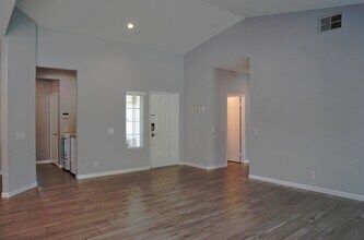 238 Strada Fortuna in Palm Desert, CA - Building Photo - Building Photo