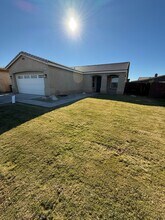 867 Fieldview Ave in El Centro, CA - Building Photo - Building Photo