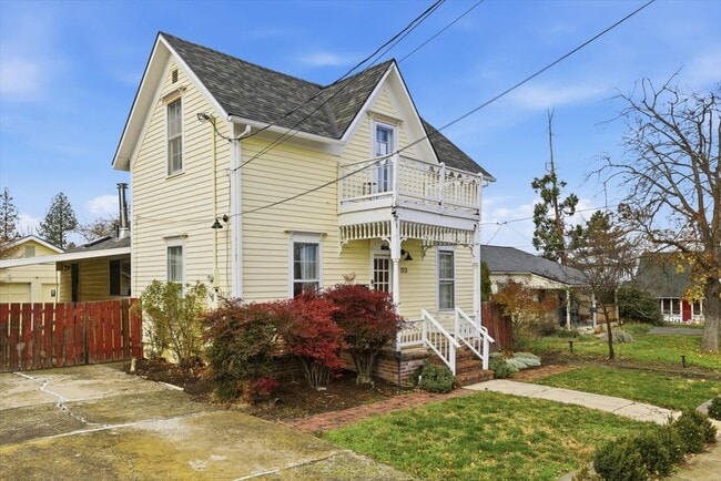 173 Helman St in Ashland, OR - Building Photo - Building Photo