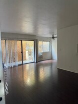 1538 N Detroit St, Unit 3 in Los Angeles, CA - Building Photo