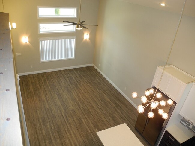 700 E Walnut St in Carbondale, IL - Building Photo - Building Photo