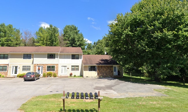 2602 Glade Dr SE in Christiansburg, VA - Building Photo - Building Photo