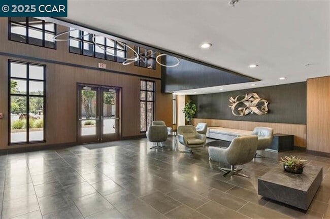 1000 Dewing Ave in Lafayette, CA - Building Photo - Building Photo