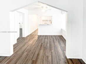 1022 22nd St in West Palm Beach, FL - Building Photo - Building Photo