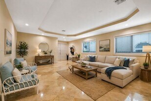 3141 Day Ave in Miami, FL - Building Photo