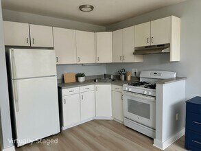 208 Saratoga St in Boston, MA - Building Photo - Building Photo