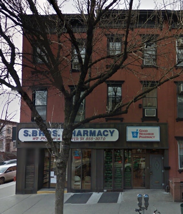 174-176 Lee Ave