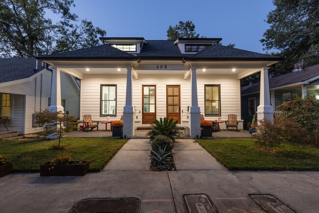 property at 608 Woodward Ave SE