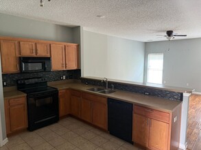 9 Falkland Ave in Savannah, GA - Building Photo - Building Photo