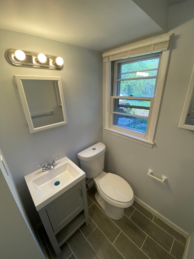 9110 Drake Pl in College Park, MD - Building Photo - Building Photo