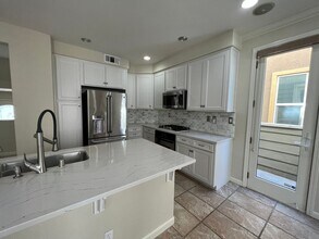 1714 Salamoni Ct in San Jose, CA - Building Photo - Building Photo
