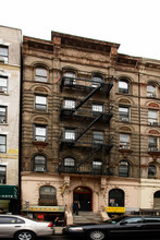 39 Henry St in New York, NY - Building Photo - Building Photo