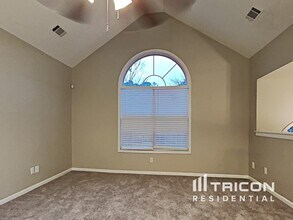 318 Dylan Way in Mcdonough, GA - Building Photo - Building Photo