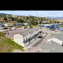 825 Crestmont Way, Unit E in Missoula, MT - Building Photo - Building Photo