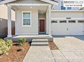 1268 SW Pendleton Way in Port Orchard, WA - Building Photo - Building Photo