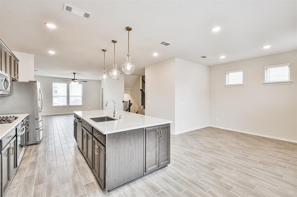 10503 Marston Vineyard Dr in Houston, TX - Building Photo