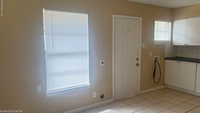 213 Hosack St in Arlington, TX - Building Photo - Building Photo