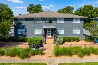 Lakewood Plaza in Dallas, TX - Building Photo - Building Photo