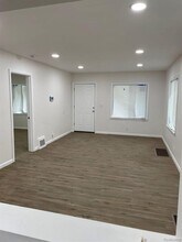 2421 Concord St in Flint, MI - Building Photo - Building Photo