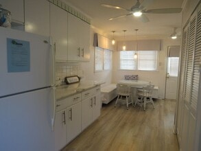 618 E Sabiston Dr in Swansboro, NC - Building Photo - Building Photo