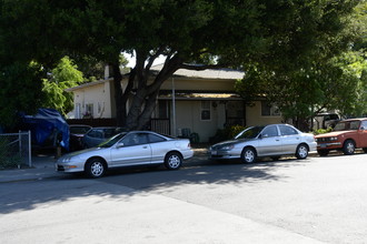 2707 Marlborough Ave in Redwood City, CA - Building Photo - Building Photo