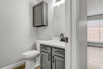6685 Lexington Dr in Beaumont, TX - Building Photo - Building Photo