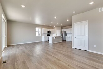 770 Crestone St in Johnstown, CO - Building Photo - Building Photo