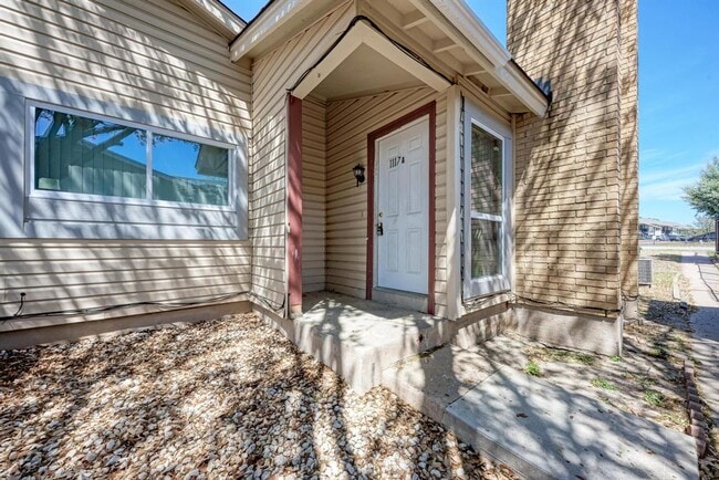 1117 W Rundberg Ln in Austin, TX - Building Photo - Building Photo