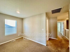 7042 NE 155th Pl in Vancouver, WA - Building Photo - Building Photo