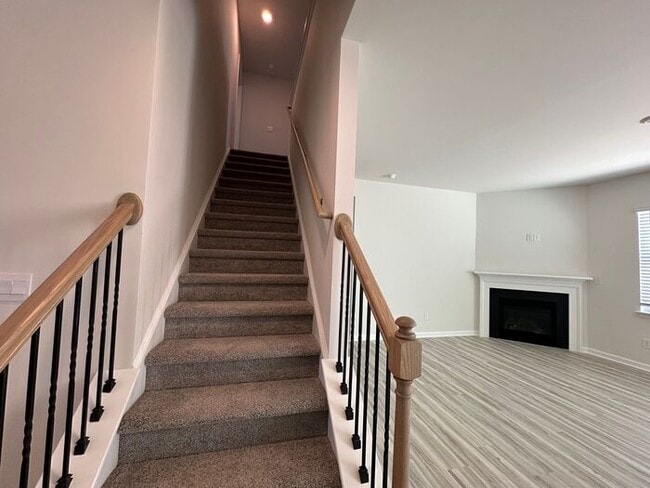 property at 127 Hl Spg Wy