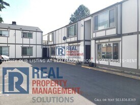 4048 SE Holgate Blvd in Portland, OR - Building Photo