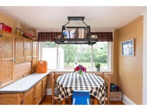 606 Hulet Ave in Newberg, OR - Building Photo - Building Photo