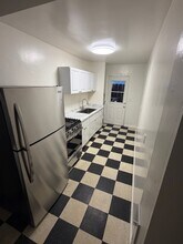 517 Cedar St, Unit #3 in Redwood City, CA - Foto de edificio - Building Photo