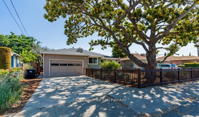 140 Azalia Dr in East Palo Alto, CA - Foto de edificio - Building Photo