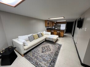 4818 N Moody Ave, Unit Garden Unit in Chicago, IL - Building Photo - Building Photo