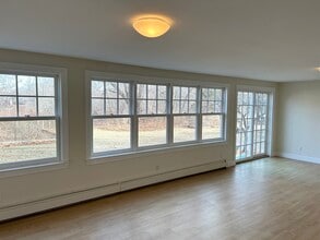 36 Wood St in Concord, MA - Building Photo - Building Photo
