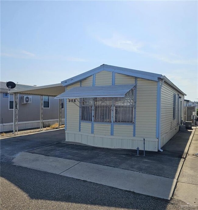 129 Whisper Meadows Ln in Donna, TX - Building Photo - Building Photo