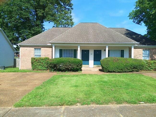 239 Tinker Hill Cv, Unit L