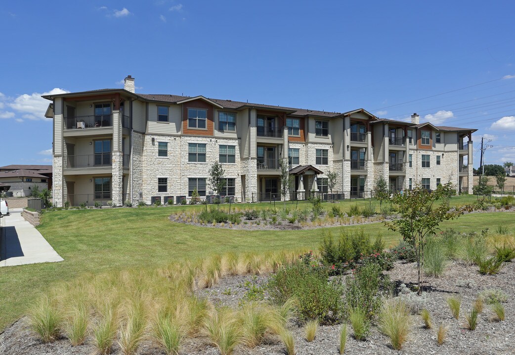 The Ellis in Carrollton, TX - Building Photo