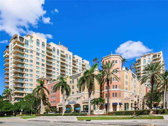 property at 1040 Seminole Dr