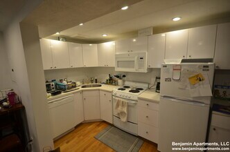 15 Euston Rd, Unit 6 in Boston, MA - Building Photo - Building Photo