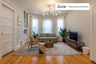 Private bedroom in 4 bed/2 bath Home in Boston, MA - Building Photo - Building Photo