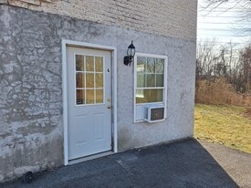 354 Buchanan Trl, Unit 4 Studio in McConnellsburg, PA - Building Photo