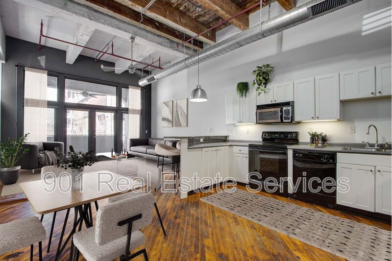 421 S Main St in Memphis, TN - Building Photo