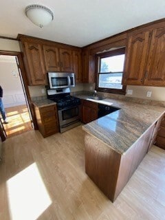 property at 13 Macneill Dr